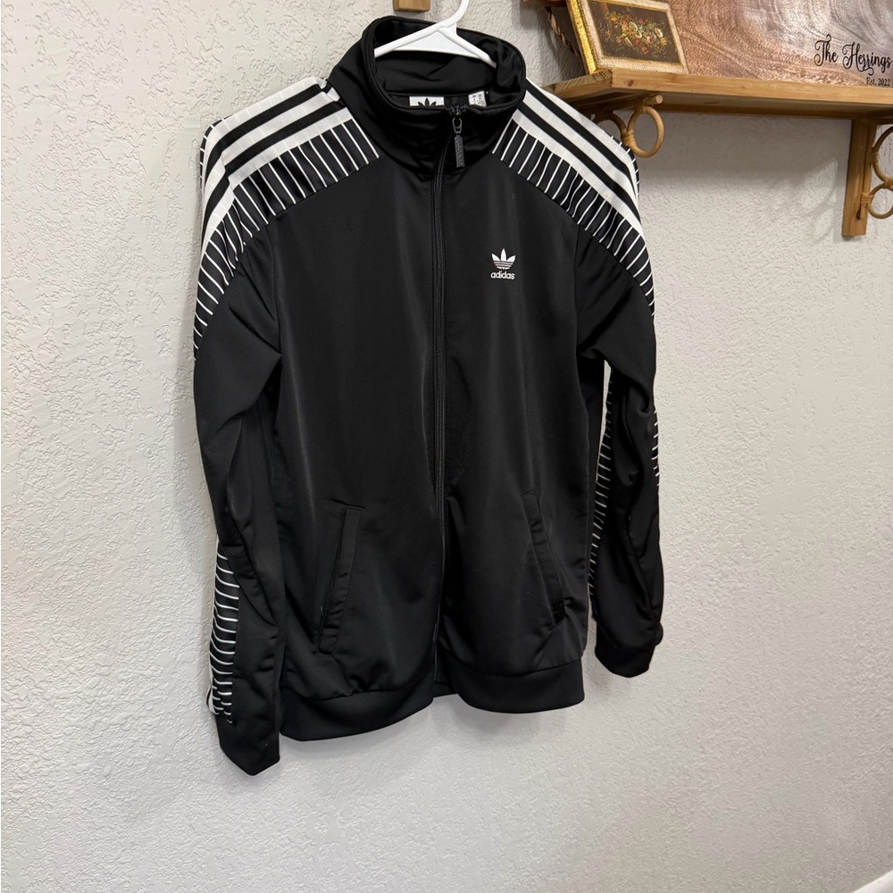 Adidas Men's Black and White Windbreaker